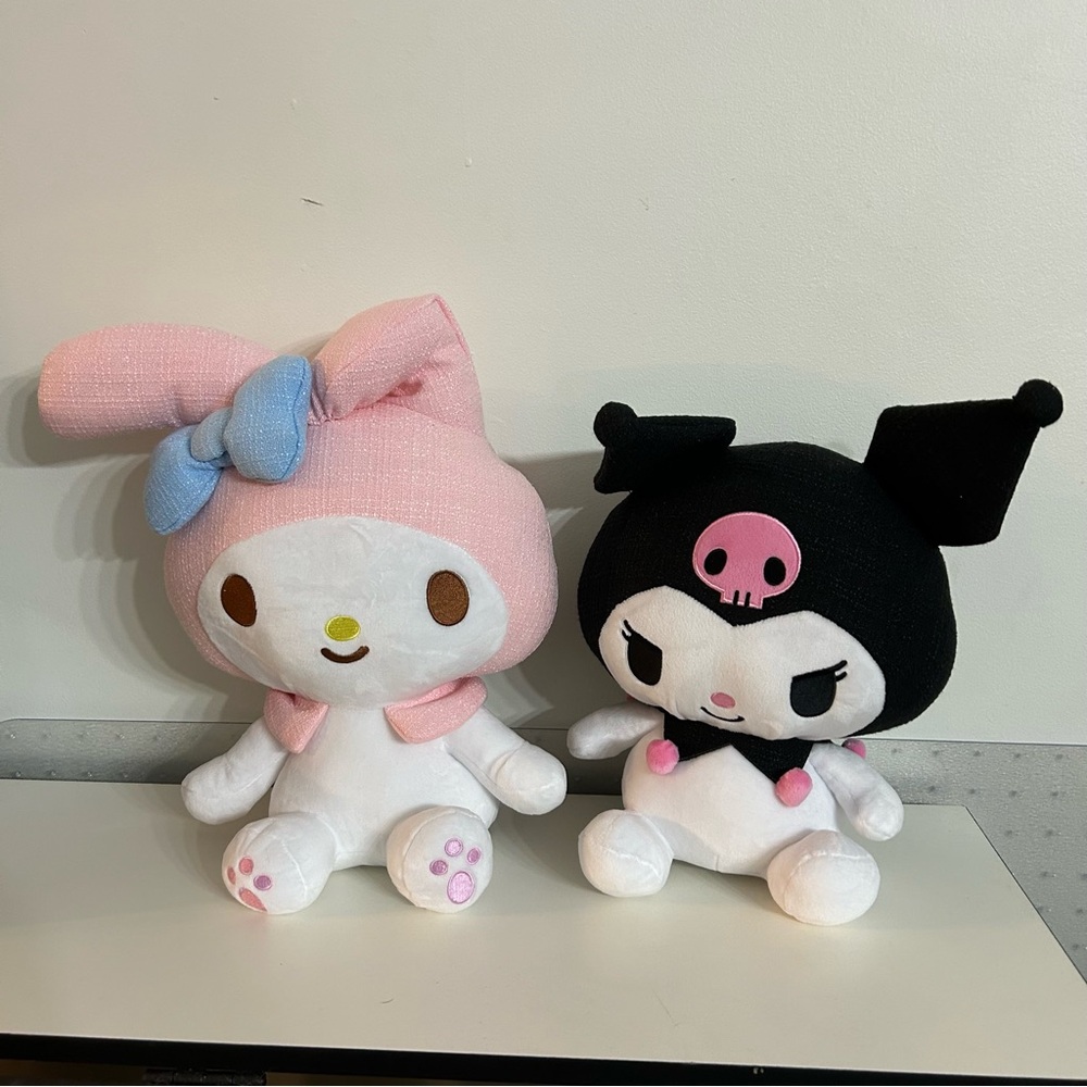 Hello Kitty Friends Plush